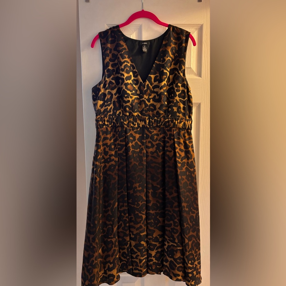 100% Silk Alfani Leopard Print Dress